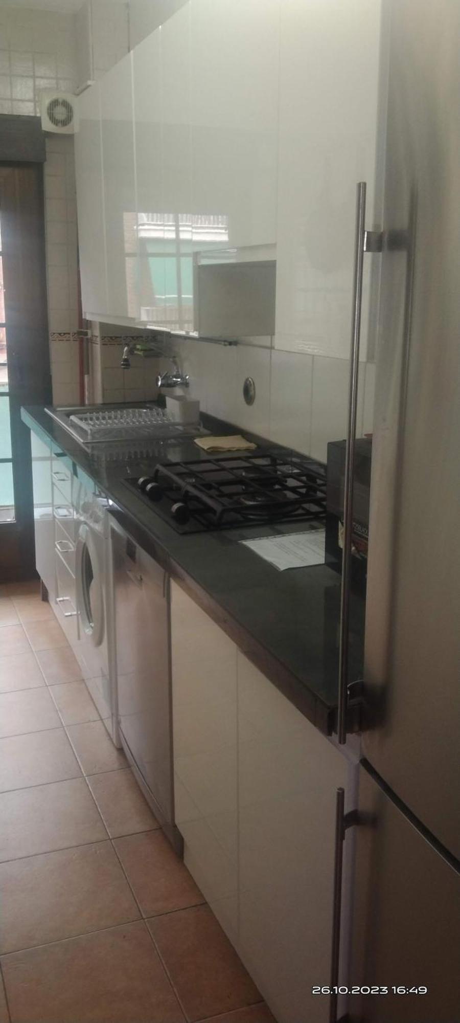 Habitaciones Individuales En Apartamento Madrid Exterior photo