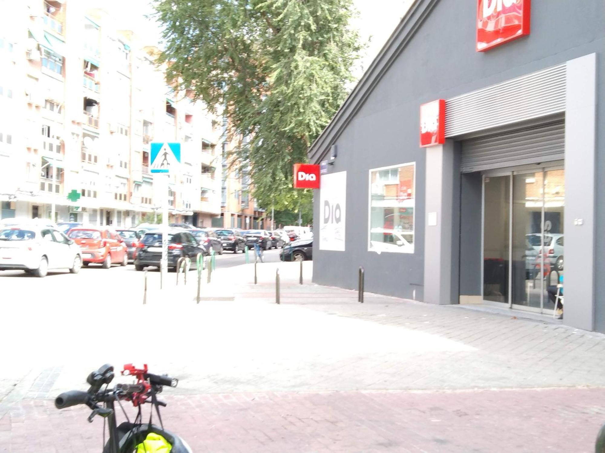 Habitaciones Individuales En Apartamento Madrid Exterior photo