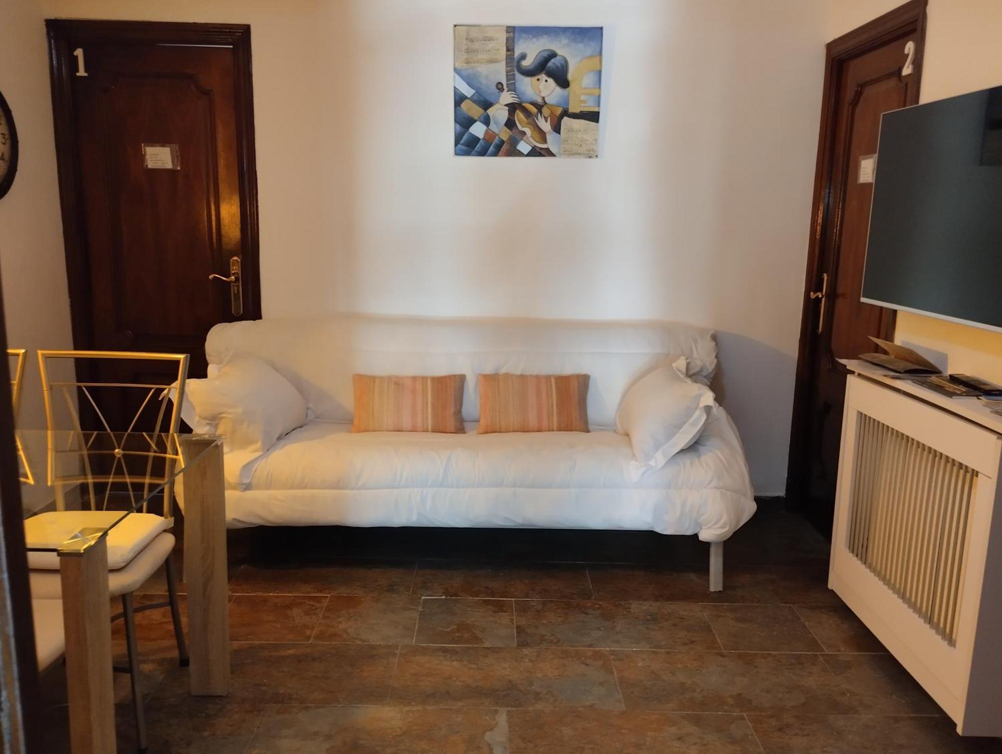 Habitaciones Individuales En Apartamento Madrid Exterior photo